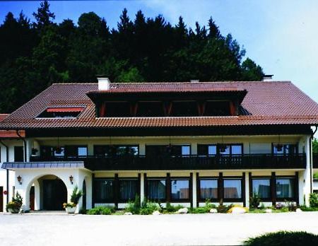 Krone Waldburg מראה חיצוני תמונה